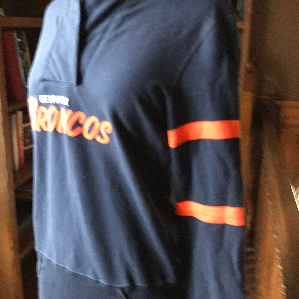 Nike Denver Bronco hoodie - Picture 4 of 8